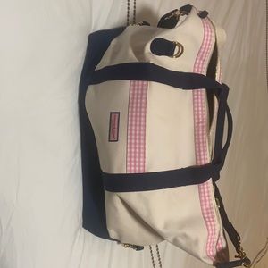 Vineyard Vines Duffle used once huge! Perfect condition